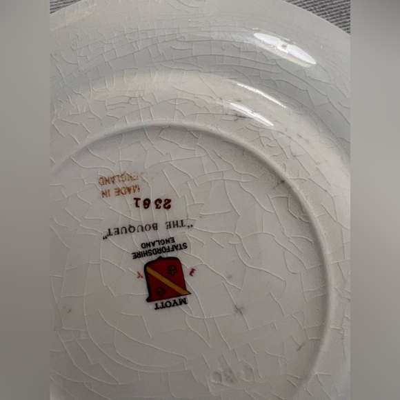 English, Staffordshire by Royal Crown Myott Plate Set - Picture 2 of 6